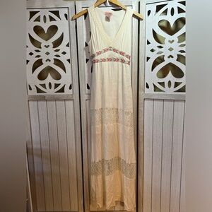 Flying Tomato Cream Dress with Embroidery